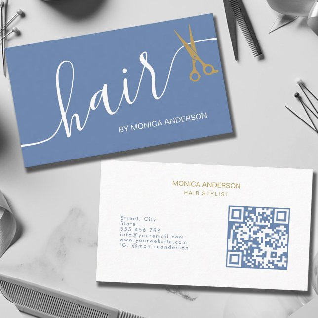 Carte De Visite Ciseaux à cheveux dorés bleu poussiéreux Code QR S (Dusty Blue Gold Hair Script Scissors QR Code Business Card)