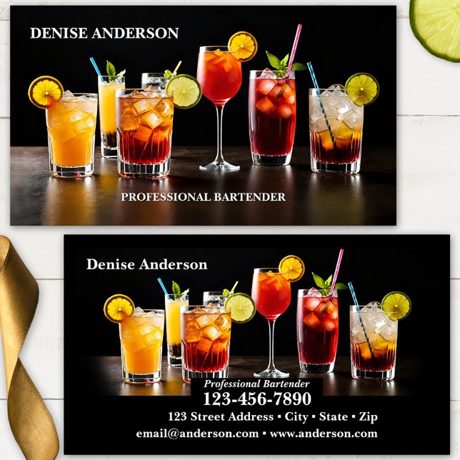 Carte De Visite Cocktails Colorés Barman Professionnel (Bartender business card featuring an illustration of different festive and colorful cocktail glasses)