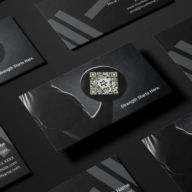 Carte De Visite Code QR de Fitness Modern Strength (Turn every handshake into a new client.)