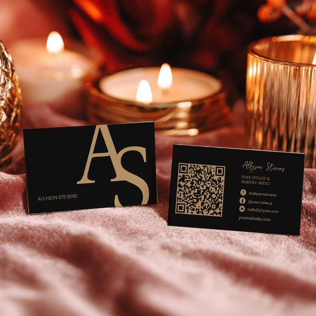 Carte De Visite Code QR de Logo de Initiales Noires Dorées Maquill (Gold Black Initials Logo Makeup Artist QR Code Business Card)