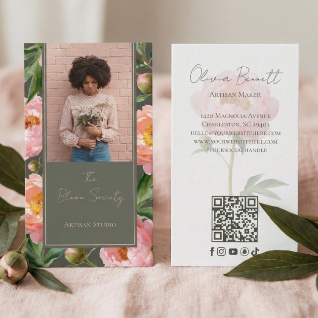 Carte De Visite Code QR de luxe de photographie artisanale florale (Luxury Vintage Peony Floral Artisan Photo QR Code Business Card)