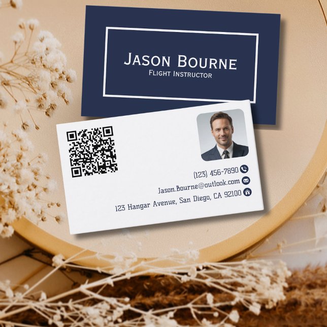 Carte De Visite Code QR de photo d'employé professionnel Bleu Avia (Créateur téléchargé)