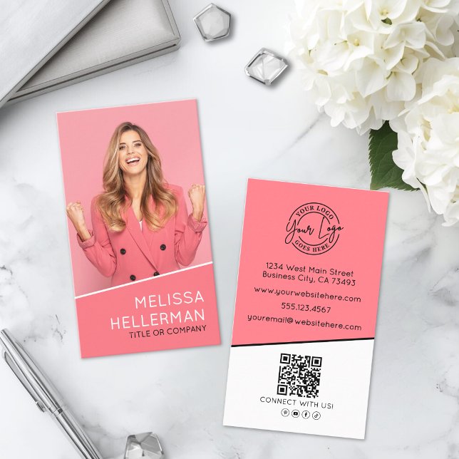 Carte De Visite Code QR de photo professionnelle Logo Rose Vertica (Professional Photo QR Code Logo Vertical Pink Business Card )