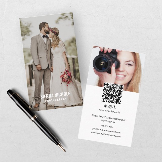 Carte De Visite Code QR de photographie moderne (Créateur téléchargé)