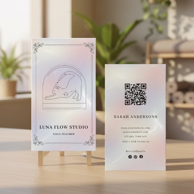 Carte De Visite Code QR de Studio de Yoga Holographique Minimalist (Créateur téléchargé)
