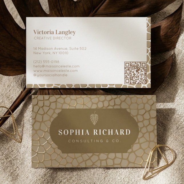 Carte De Visite Code QR Imprimé Alligator Or Élégant Luxueux (Luxury Elegant Gold Alligator Print QR Code Business Card)