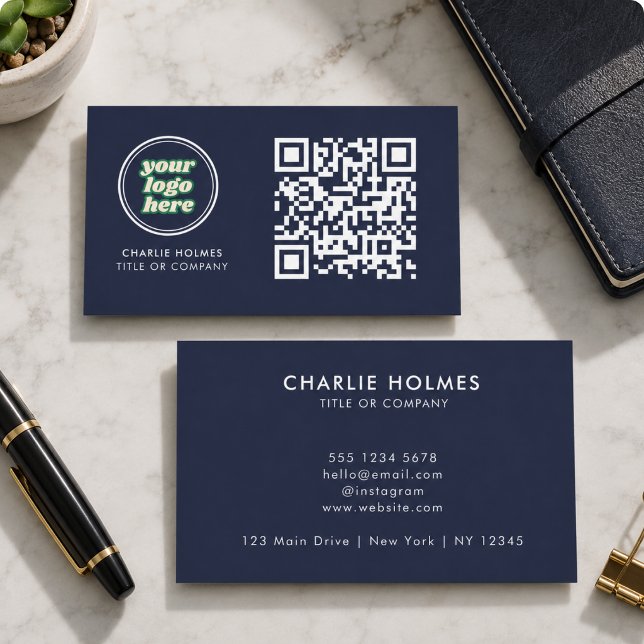 Carte De Visite Code QR Logo d'entreprise | Navy Moderne Professio (QR Code Business Logo | Navy Modern Professional Card)