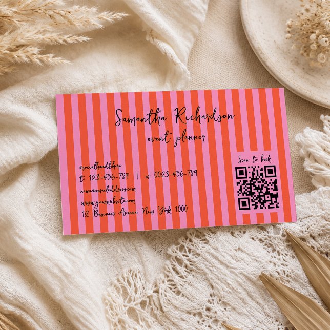 Carte De Visite Code QR manuscrit Groovy Stripes Cherry Pink (Créateur téléchargé)