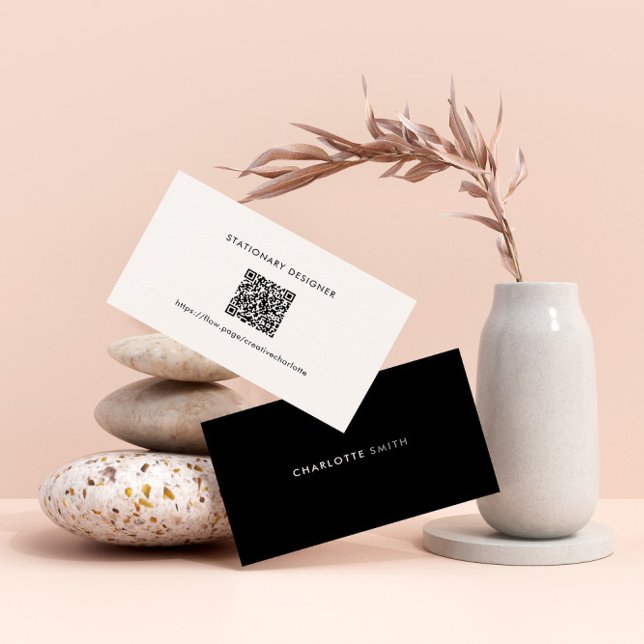 Carte De Visite Code QR minimal professionnel noir et blanc (Créateur téléchargé)