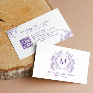 Carte De Visite Code QR Monogramme Crête Florale Violette Classiqu