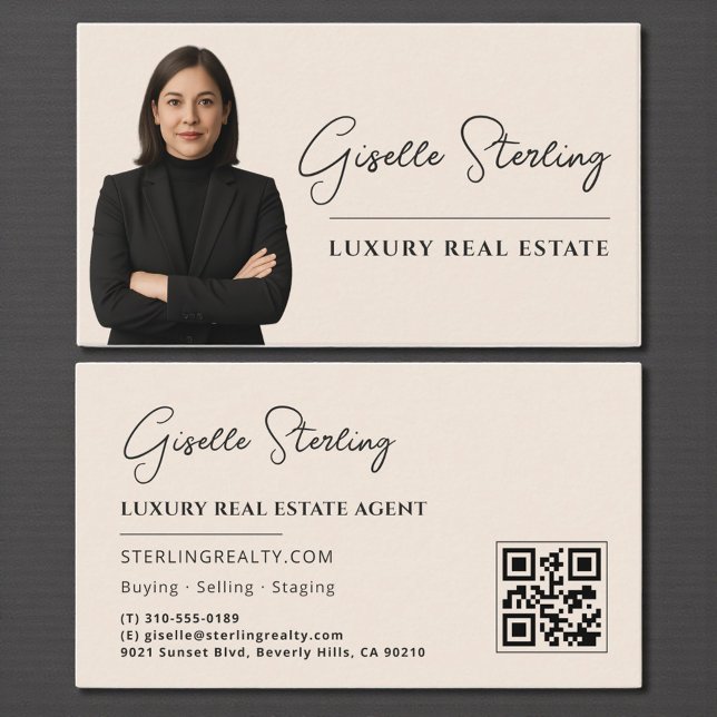 Carte De Visite Code QR neutre beige pour l'immobilier de luxe  (Créateur téléchargé)