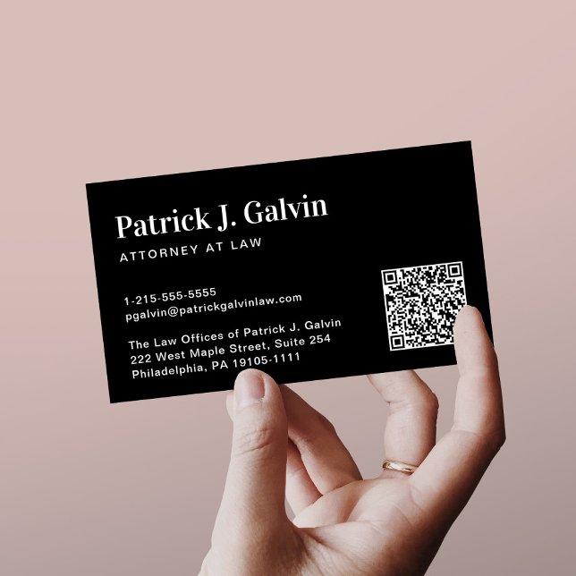 Carte De Visite Code QR professionnel moderne noir (Our user-friendly template will generate your QR code automatically from your website address)