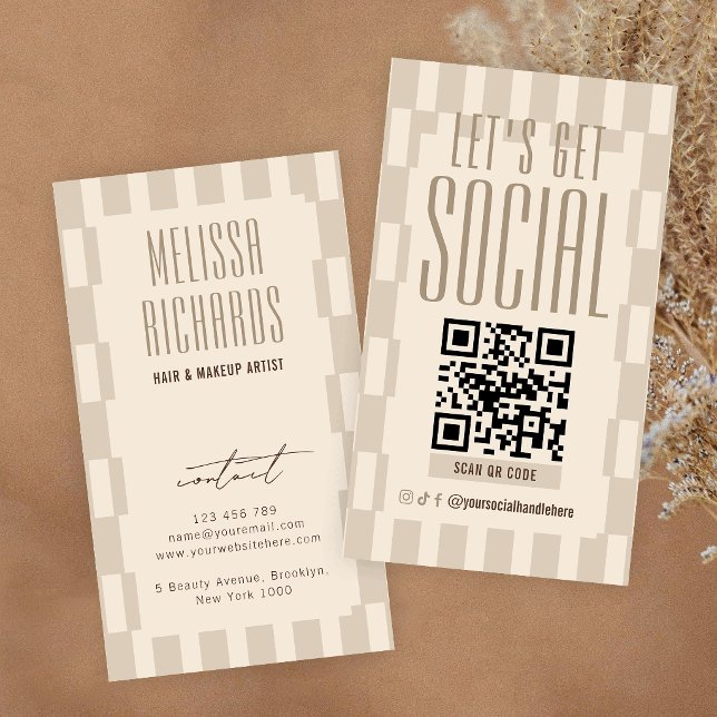 Carte De Visite Code QR scannable des médias sociaux Groovy Beige  (Créateur téléchargé)