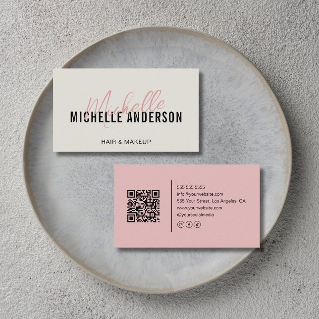 Carte De Visite Coiffeur Code QR Moderne Neutre et Rose (Hair Stylist Modern Neutral and Pink QR Code Business Card)