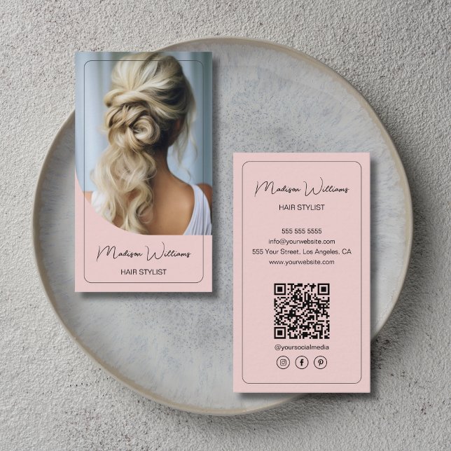 Carte De Visite Coiffeur Moderne Rose (Modern Pink Hair Stylist Business Card with Photo & QR)