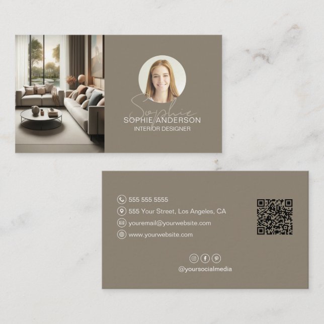 Carte De Visite Concepteur d'intérieur Nom Script Photo QR Taupe (Devant / Derrière)