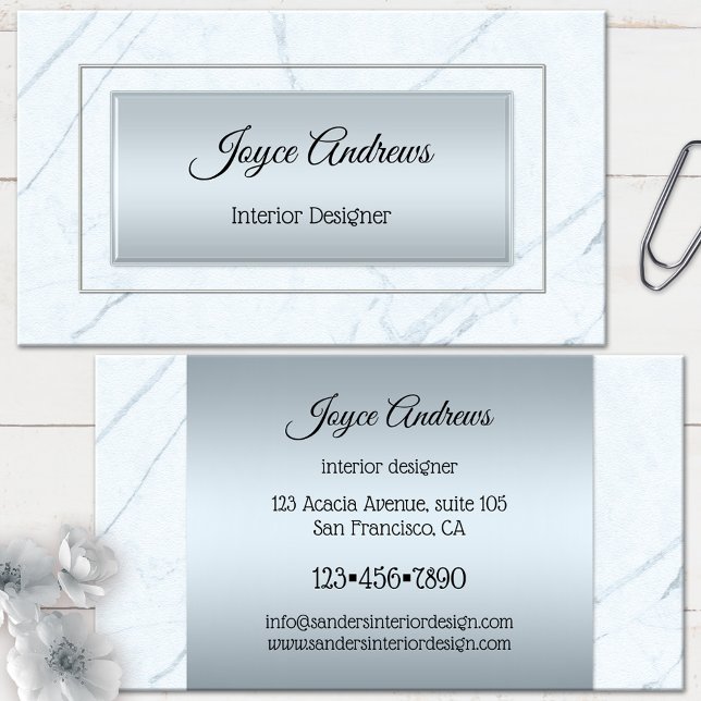 Carte de visite de conception d'intérieur en marbr (Business card featuring a pale blue marble design with silver - interior design - home staging)