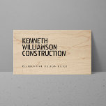 Carte de visite de construction en bois tenché gra<br><div class="desc">Votre nom ou nom d'entreprise est affiché dans une police de style pochoir en gras sur une image d'arrière - plan en contreplaqué d'érable sur ce modèle de carte de visite de construction ou de constructeur. L'esthétique est portée sur le dos de la carte. © 1201AM CREATIVE</div>