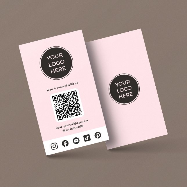 Carte de visite de logo de médias sociaux personna (Card is shown in 3.5 x 2 inches, with square corners. Personalize, choose corner, paper and size.)