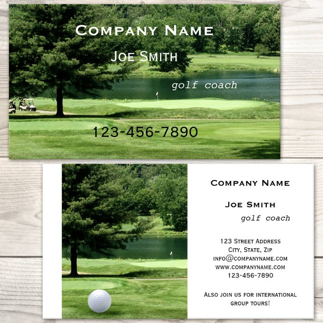 Carte de visite de professeur de golf ou d'entraîn (A lush green golf business card for a golf coach, instructor or trainer.)