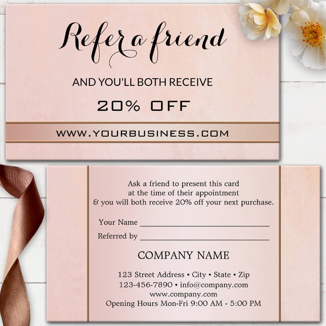Carte de visite de référence Gold du Rose Blush (Elegant referral business card featuring a blush pink and rose gold artistic design)