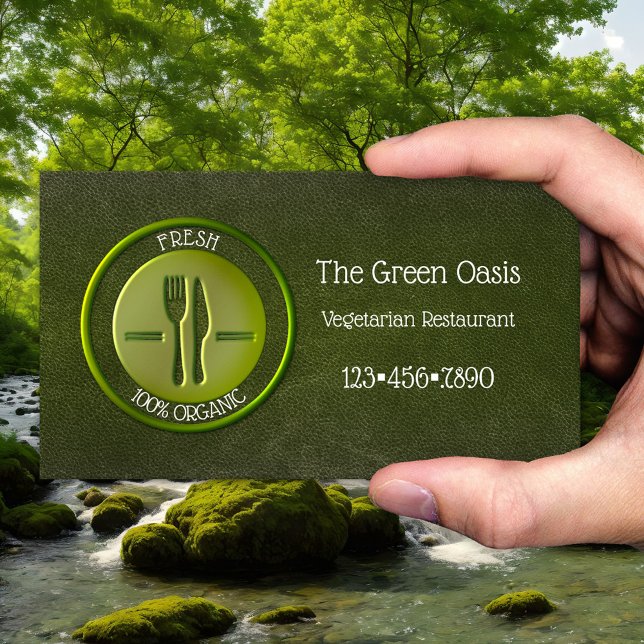 Carte de visite de restaurant végétarien avec logo (Green organic vegetarian restaurant business card with faux leather)