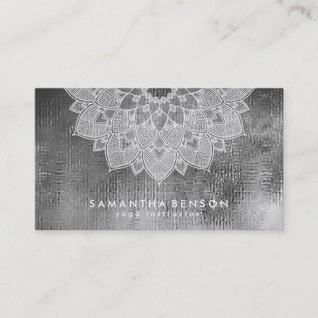 Carte de visite de yoga avec logo de fleur de lotu (Devant)