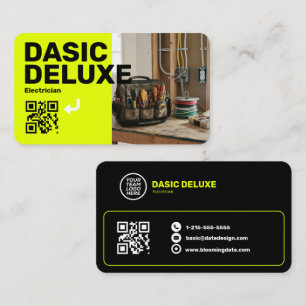 Carte de visite d'électricien avec logo et code QR