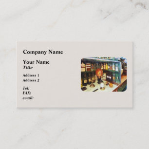 Carte De Visite Derrière le compteur à la pharmacie
