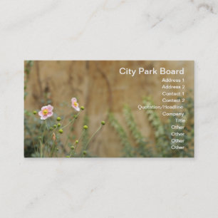 Carte De Visite Des fleurs roses contre un mur d'église