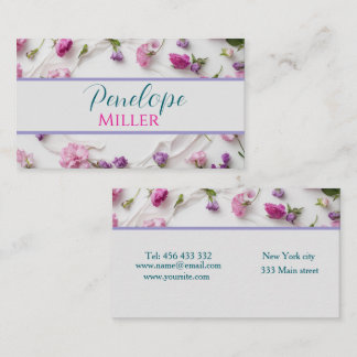 carte de visite design avec boutons de fleurs