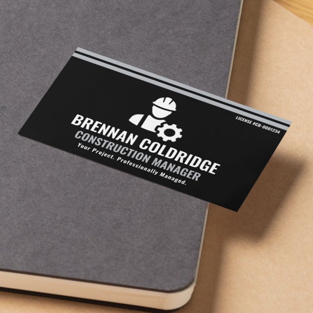 Carte De Visite Directeur de construction Moderne Noir et Argent (Créateur téléchargé)