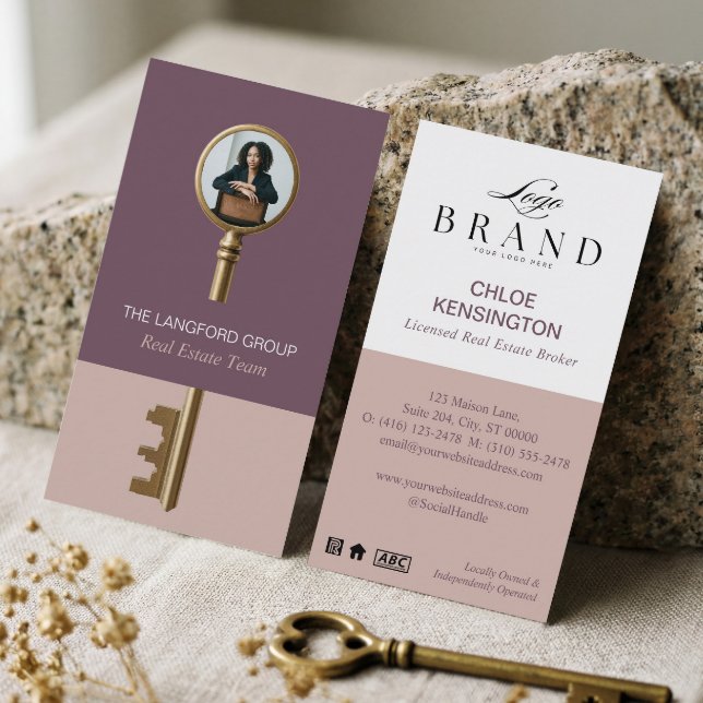Carte De Visite Elegant Home Real Estate Key Professional Photo (Créateur téléchargé)