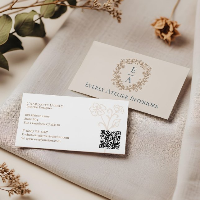 Carte De Visite Elegant Luxury Boutique Floral Monogram Crest Logo (Elegant Luxury Boutique Floral Monogram Crest Logo Business Card)