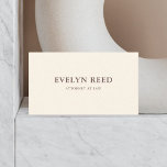 Carte De Visite Élégant minimaliste Simple Beige<br><div class="desc">Revenez dans le temps avec notre carte de visite de style rétro minimaliste. Doté de votre nom dans la police emblématique Glass Antiqua sur le devant, ce design dégage un charme vintage et une élégance intemporelle. Parfait pour ceux qui apprécient les classiques, notre carte offre un clin d'oeil élégant à...</div>