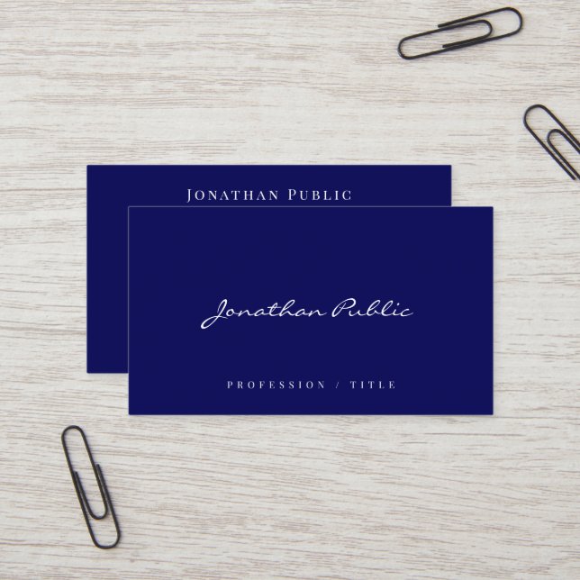 Carte De Visite Élégant Moderne Simple Modèle Script Bleu Marine (Devant/Arrière en situation)