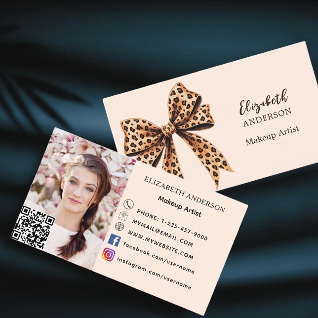 Carte De Visite Empreinte de léopard bow peach qr code médias soci (Créateur téléchargé)
