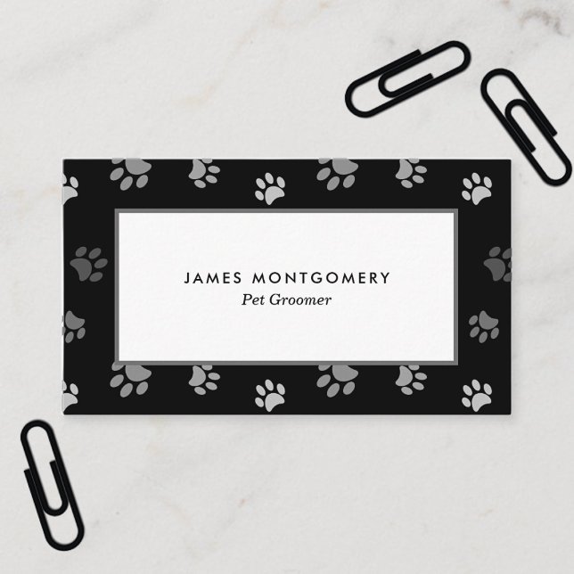 Carte De Visite Empreintes de pattes noirs blancs gris personnalis (Black White Gray Paw Prints Personalized Business Card)