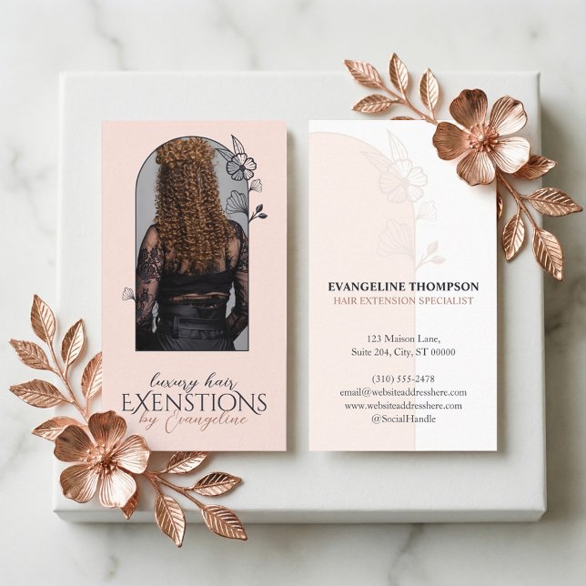 Carte De Visite Extensions de cheveux modernes Arch floral Rose Ph (Modern Hair Extensions Floral Rose Arch Photo Business Card)