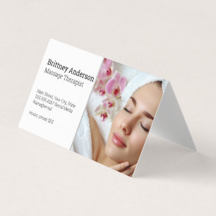 Carte De Visite Femme profitant d'un Spa   Pétales de fleurs