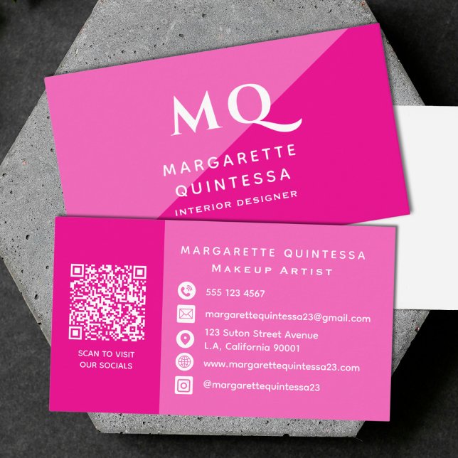 Carte De Visite Fille moderne rose Feminine Chic Monogramme QR Cod (Créateur téléchargé)
