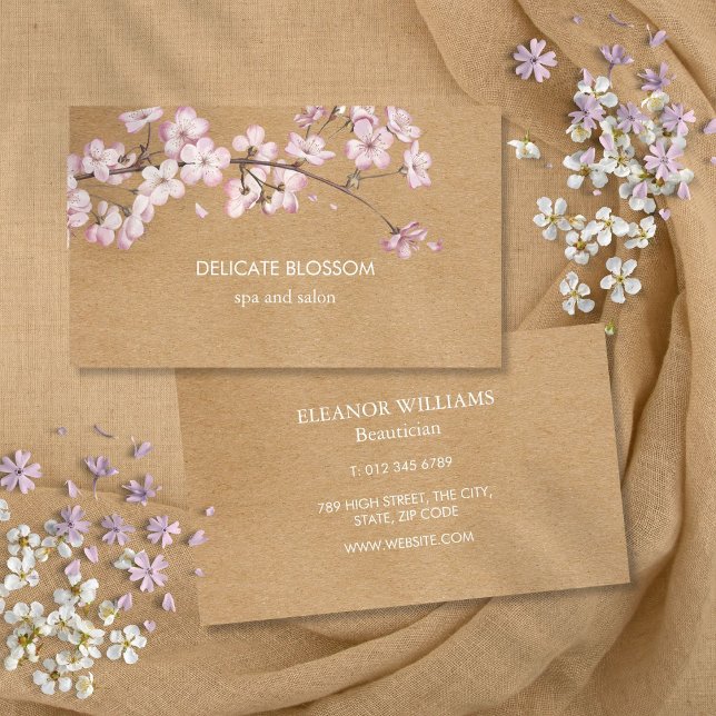 Carte De Visite Fleur délicate de Kraft rustique rose pâle (Rustic Kraft Delicate Pink Blossom Floral Business Card)