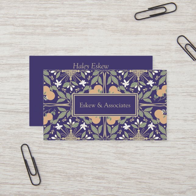 Carte De Visite Fruits et Fleurs Élégant Violet (Devant/Arrière en situation)