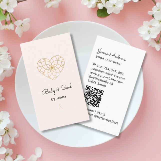 Carte De Visite Heart Mandala Yoga Massage Wellness QR Code (Heart Mandala Yoga Massage Wellness QR Code Business Card)