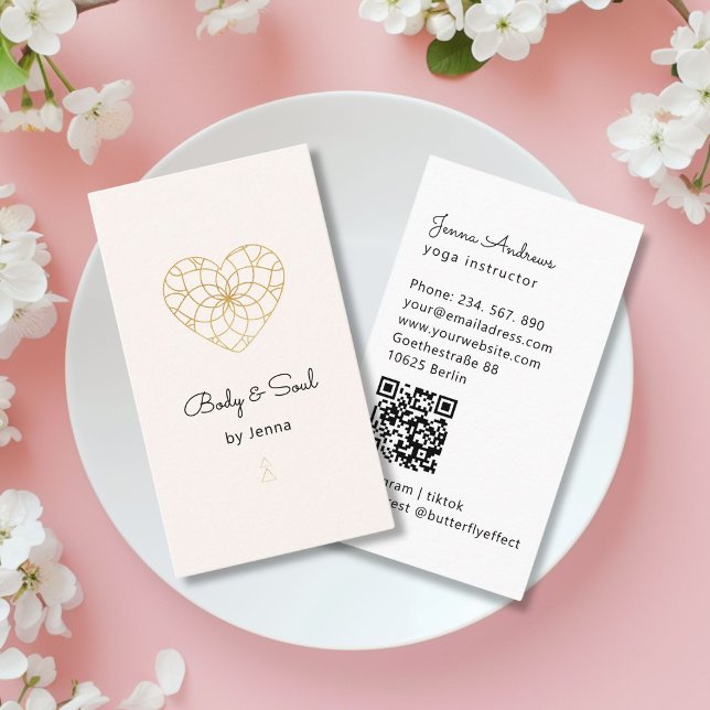 Carte De Visite Heart Mandala Yoga Massage Wellness QR Code (Heart Mandala Yoga Massage Wellness QR Code Business Card)