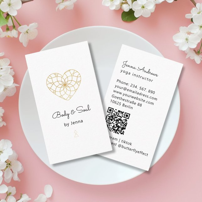 Carte De Visite Heart Mandala Yoga Massage Wellness QR Code (Heart Mandala Yoga Massage Wellness QR Code Business Card)