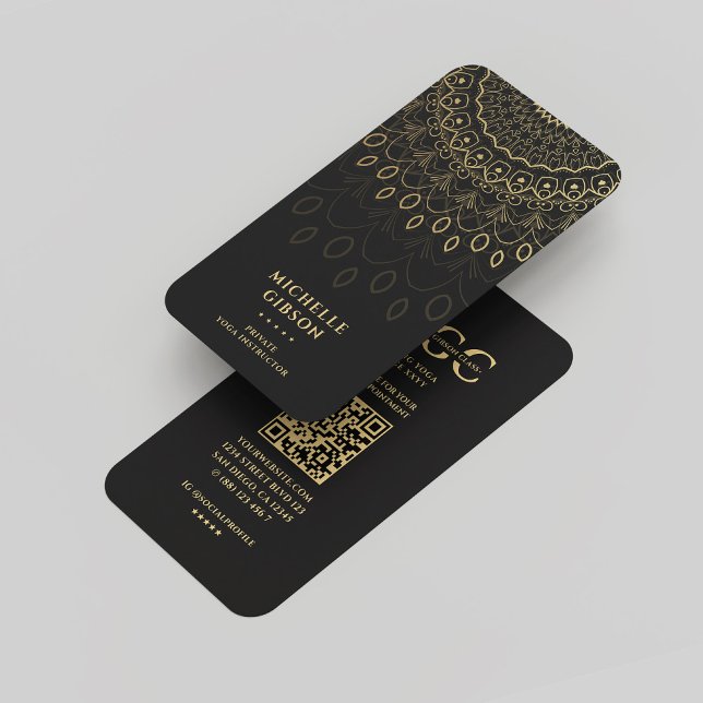Carte De Visite Instructeur de Yoga moderne Monogramme Noir Or Man (Modern Yoga Instructor Monogram Black Gold Mandala Business Card
)