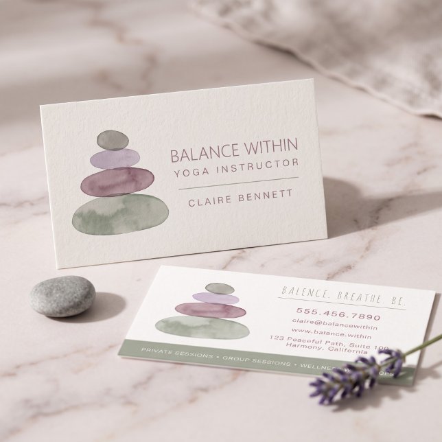 Carte De Visite Instructrice de yoga à l'aquarelle moderne (Simulated business cards on table)