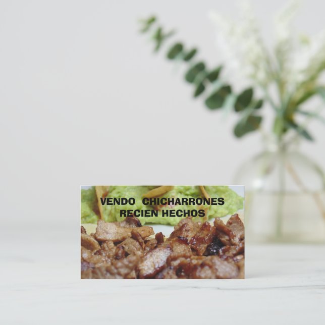 Carte De Visite Je vends des chicharrons (Debout devant)