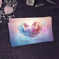 Les ailes d'ange embrassant doucement le cœur